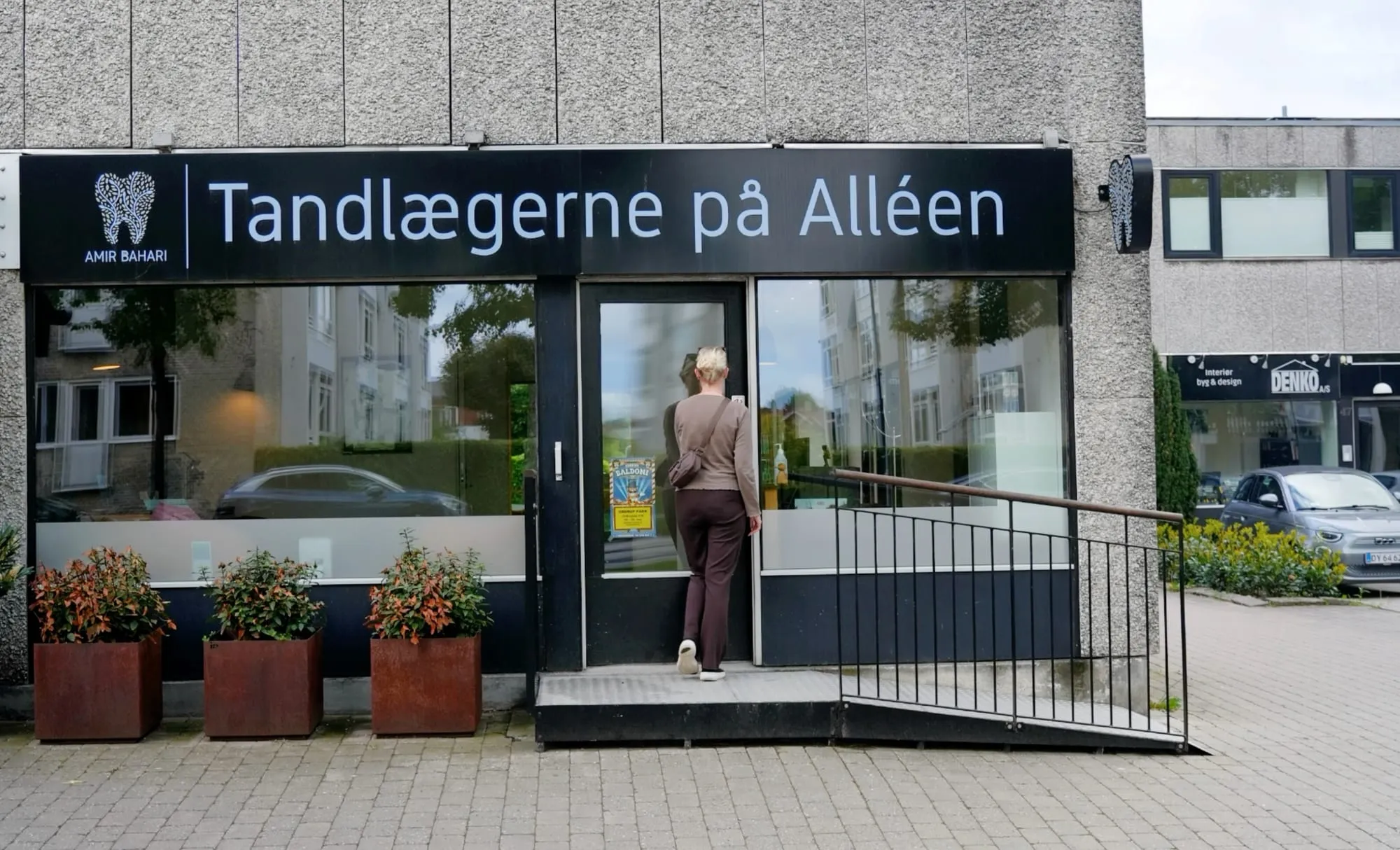 Tandlæge nær Skovshoved — Tandlægerne på Alléen